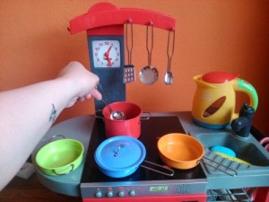 Dziecięcy zestaw do gotowania z przyborami kuchennymi Elefun Toys