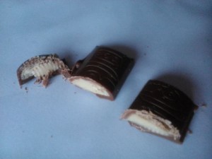 Test czekolad z Biedronki Orzechowo mleczno karmelowa