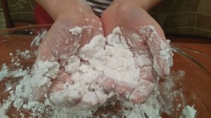 sztuczny śnieg z sody i pianki do golenia