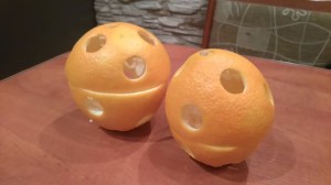 pomarańcze z otworami